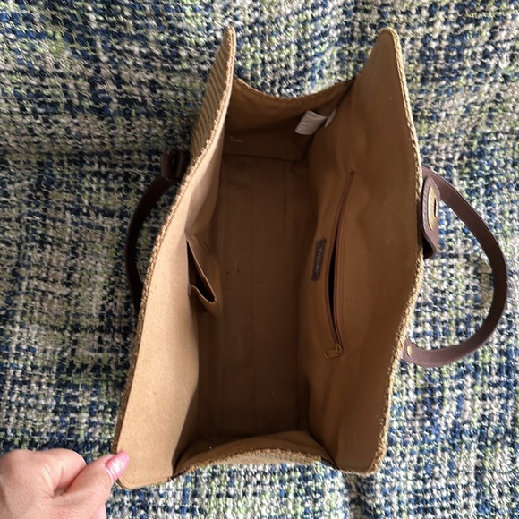 Tristan Rectangle Straw Purse - Picture 7 of 13